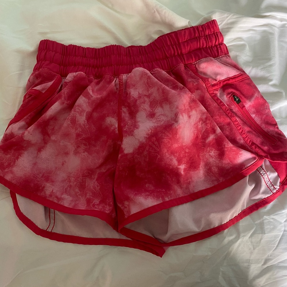 rare lululemon tracker v shorts
